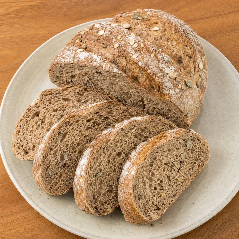 Bánh Mì Lúa Mạch Nhiều Hạt Nhãn Xanh