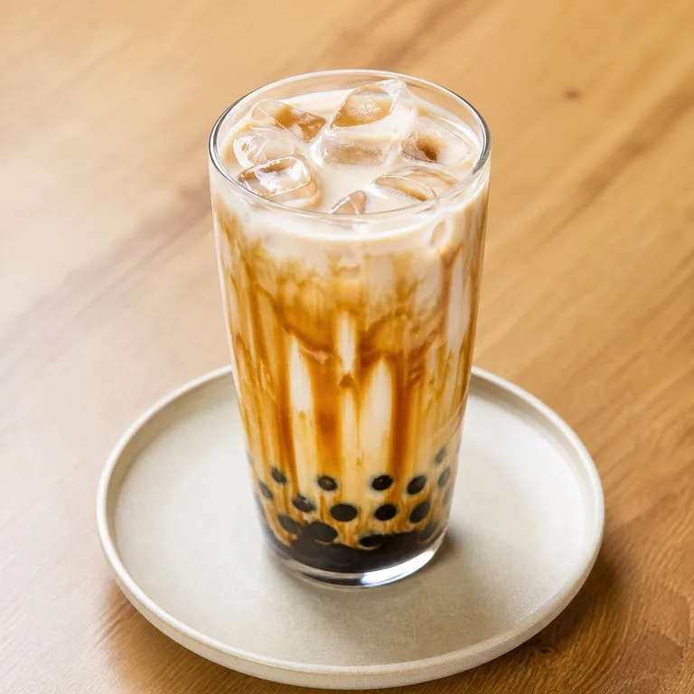 ฮึกดังชานมไข่มุกลาเต้เย็น