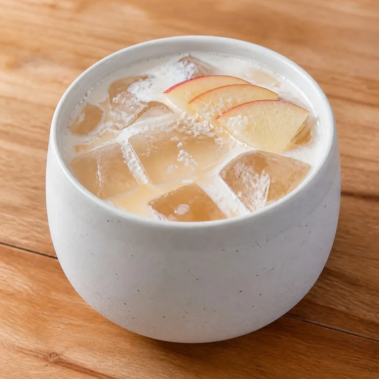 산타코코넛애플티라떼아이스