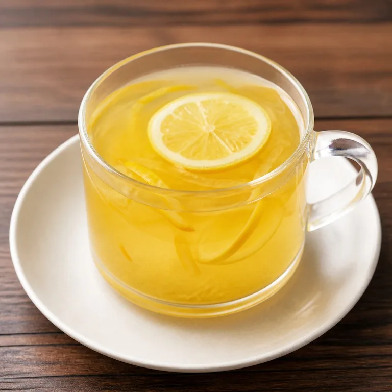 A refreshing drink with Yuzu juice.