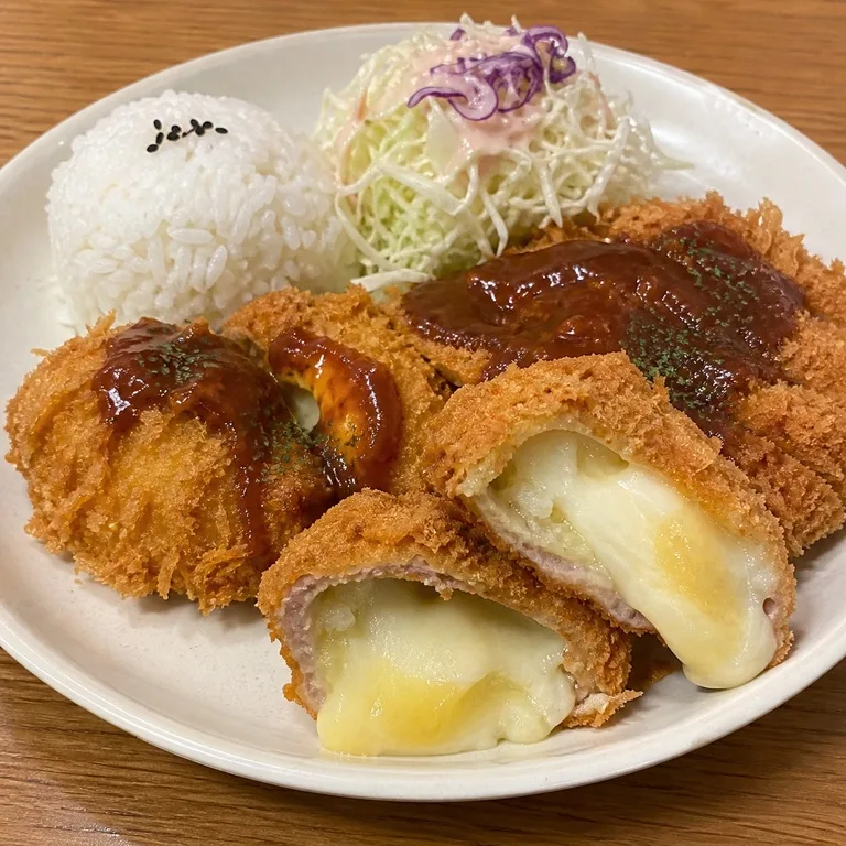 감자치즈볼돈가스