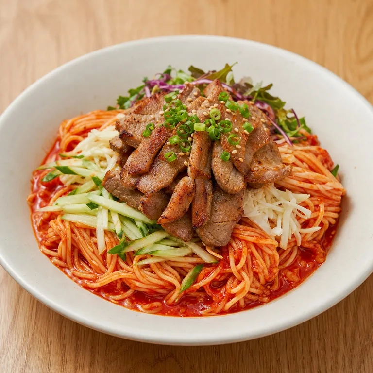 肉ビビン麺