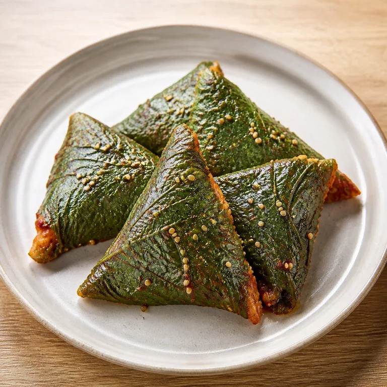 Gimbap Triangular con Hoja de Perilla