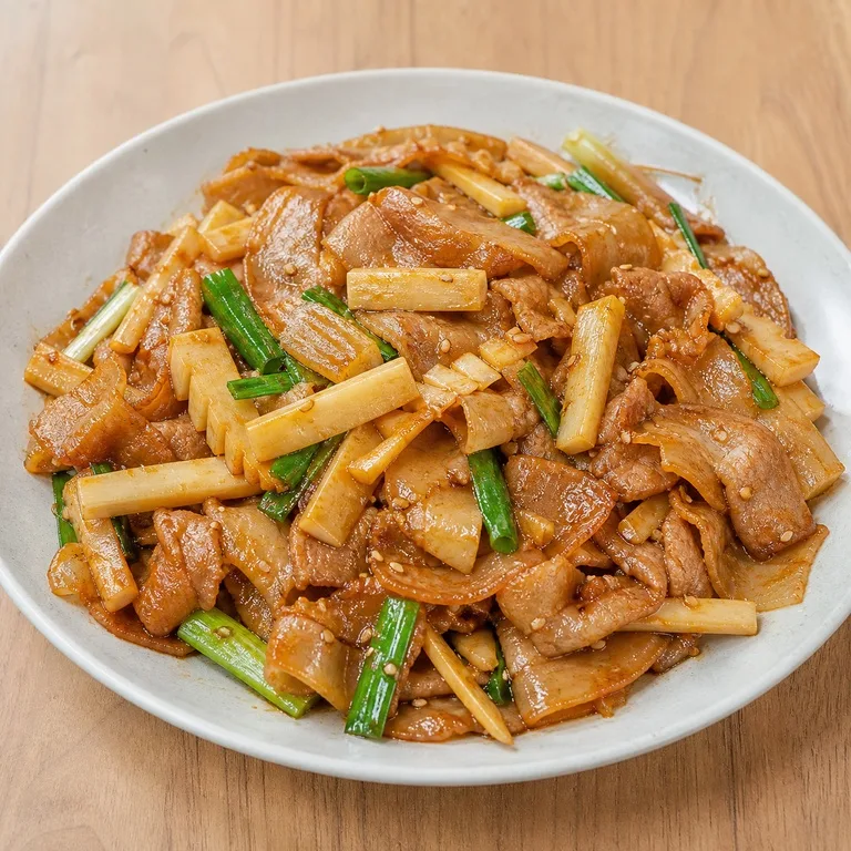 薄切りサムギョプサルタケノコ炒め