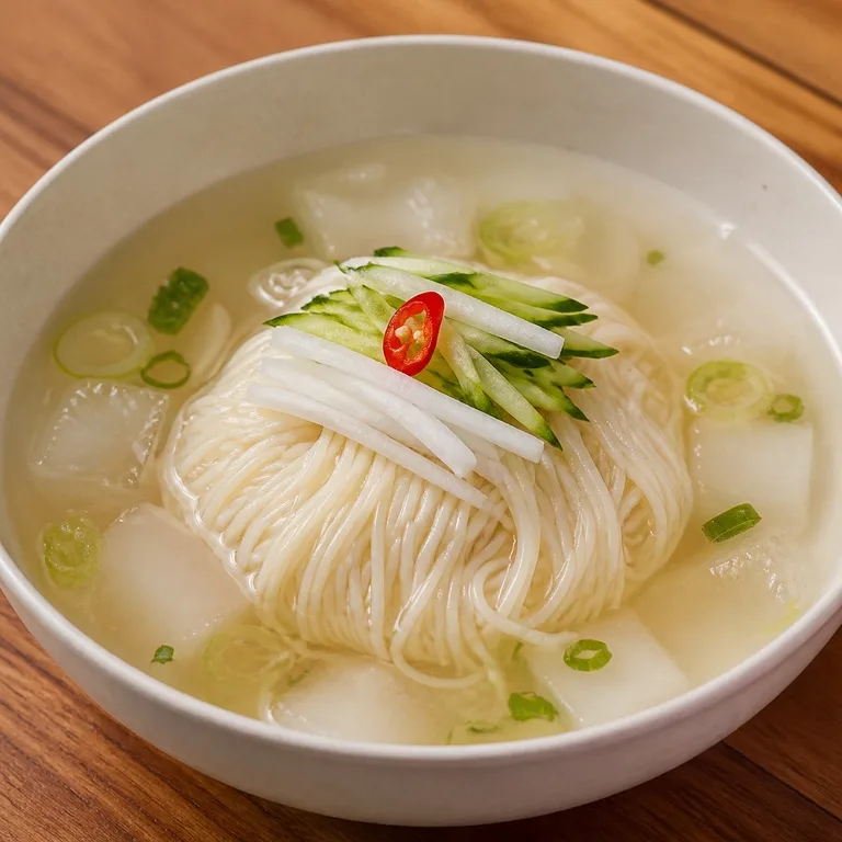 동치미말이국수