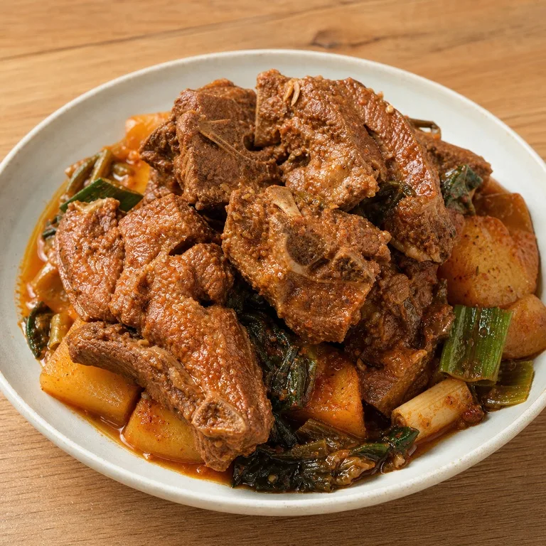 សាច់ជ្រូកឆ្អឹងកជិម