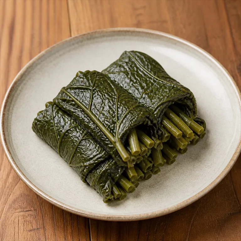 ข้าวห่อใบสายบัว