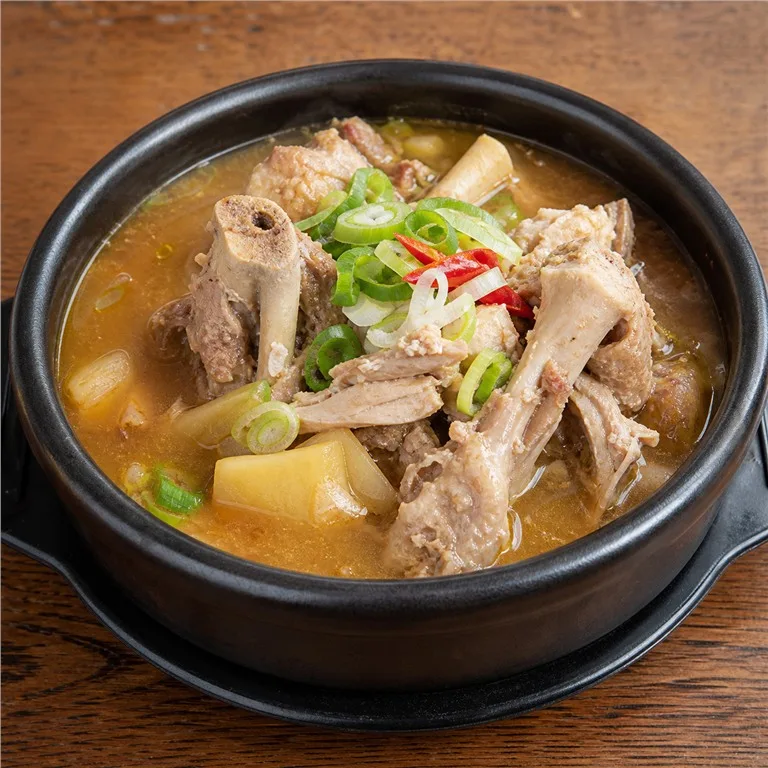 Ayam Bertulang