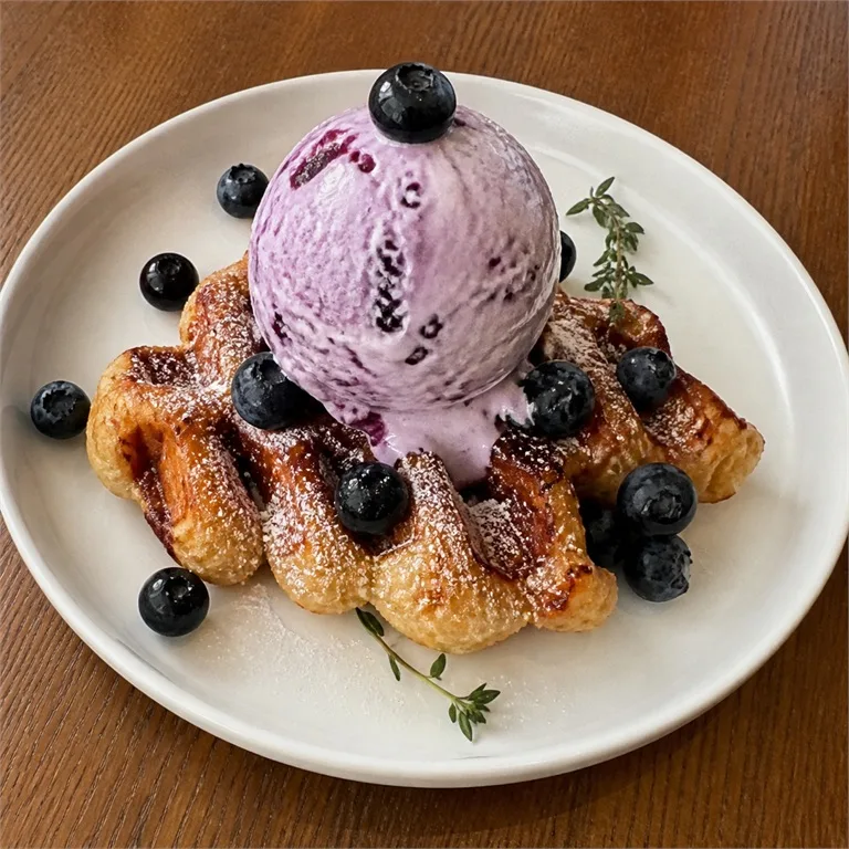 Es Krim Bluberi Klasik