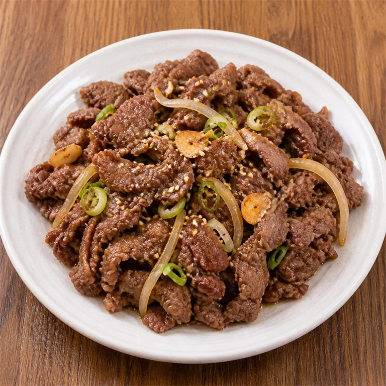 반궁우삼겹