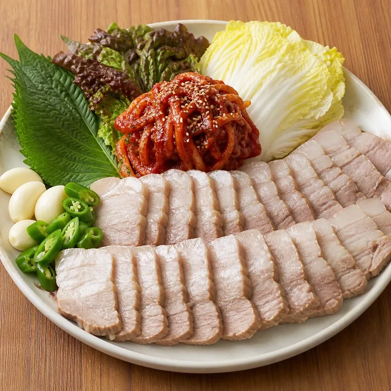 បូសាំថ្នាំបុរាណមួយឈុត