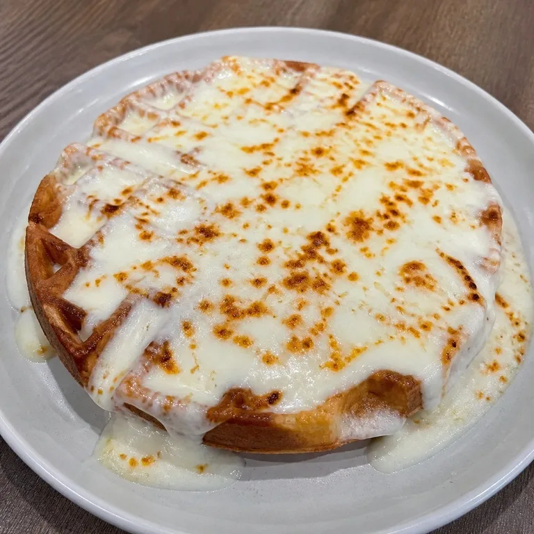 Waffle Beombeok de Queso