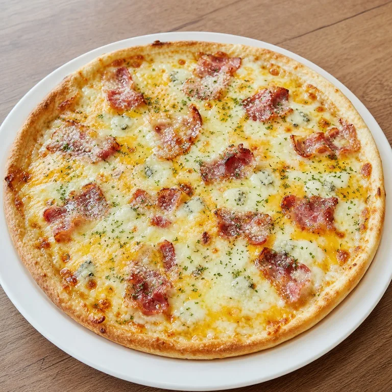 ควาทือโร ชีส เบคอน พิซซ่า